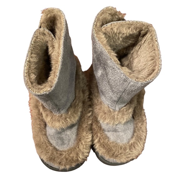 Baby Suede Booties - Girls, 6-month olds - Picture 3 of 5